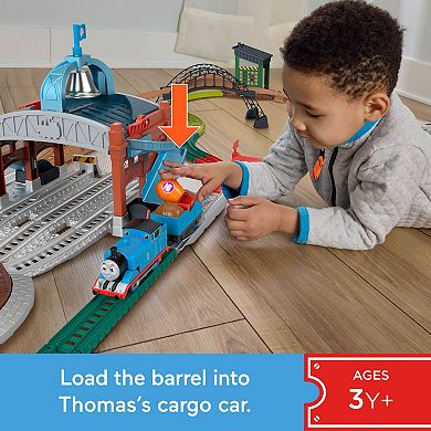 Fisher-Price Thomas & Friends Load & Launch Barrel Delivery Motorized Train Set