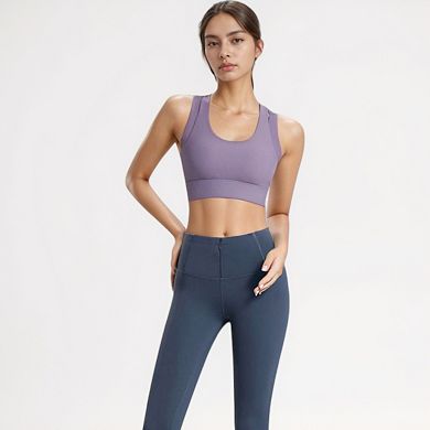 Women's Scoop Neck Sports Bra with Wide Shoulder Straps and Seamless Fitted Design