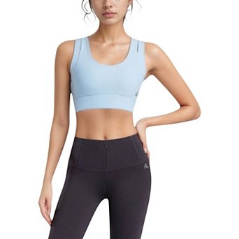 Women's Scoop Neck Sports Bra with Wide Shoulder Straps and Seamless Fitted Design