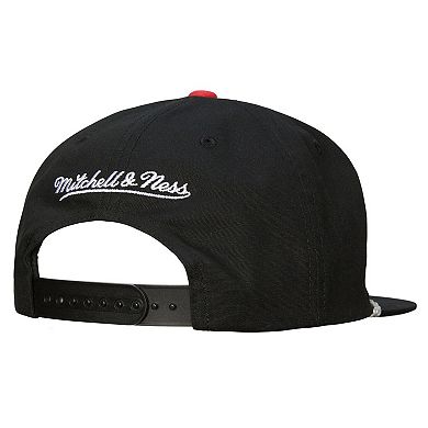 Men's Mitchell & Ness Black Chicago Bulls Ascend Deadstock Snapback Hat