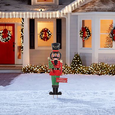 Glitzhome 36"H African Nutcracker Yardstake, Christmas Metal Wall Decor