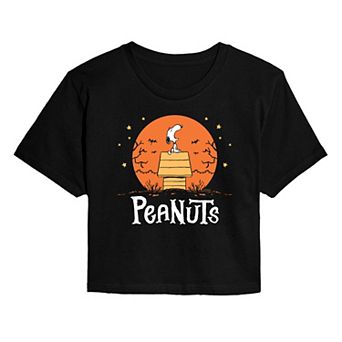 Juniors' Peanuts Snoopy Howling Halloween Cropped Tee