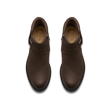 Clarks Adalynn Faye Women's Ankle Boots with Block Heel and Zip Closure