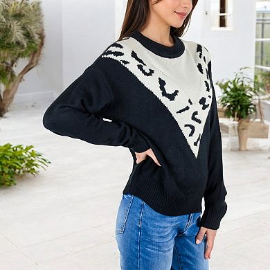 Women's Crew Neck Sweater with Contrast Leopard Print Chevron Design