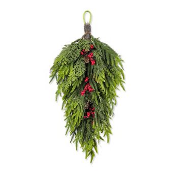 Glitzhome Christmas 31.5 Inch Greenery Wreath