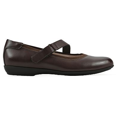 Cliffs by White Mountain Carwen Women's Ballet Flats