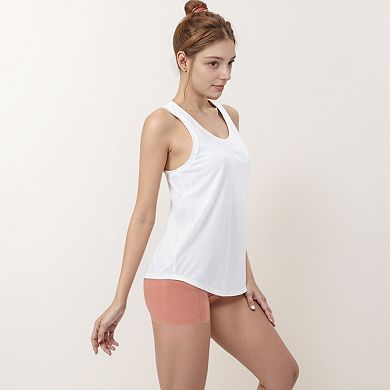 Women's Sleeveless Scoop Neck Workout Tank Top for Active and Casual Wear
