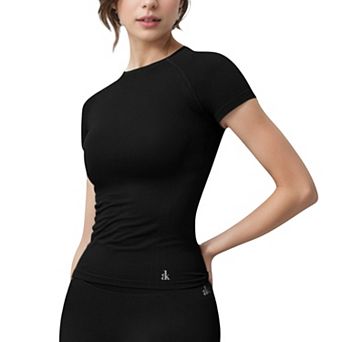 Women's Short Sleeve Seamless Fitted Tee with Crew Neck and Stretch Fabric