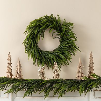 Glitzhome 28"D Christmas Greenery PE Dripping Wreath