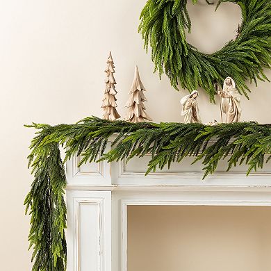 Glitzhome Set of 2 Christmas Garlands, 6ft Greenery PE Dripping Garlands