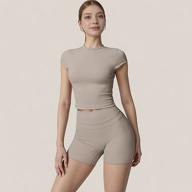 Women's Fitted Crop Active Tee Short Sleeve Round Neck Stretch Performance Fabric