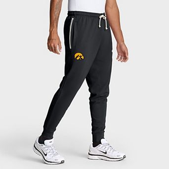 Men's Nike Black Iowa Hawkeyes 2025 Sideline Performance Taper Pants