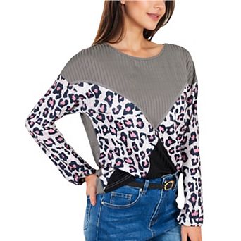 Women's Long Sleeve Ribbed Knit Top with Leopard Print Contrast and V-Cut Design