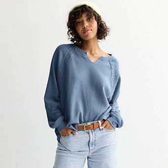 Juniors' SO® Oversized Crochet Trim Pullover