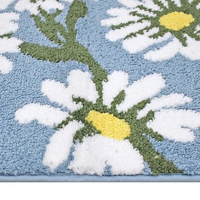 Celebrate Together™ Spring Daisy Supersoft Accent Rug