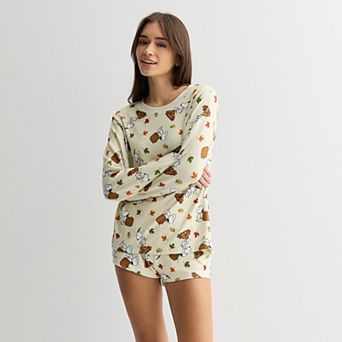 Juniors' Peanuts Snoopy & Woodstock Fall Harvest Pajama Top & Pajama Shorts Set