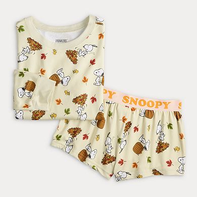 Juniors' Peanuts Snoopy & Woodstock Fall Harvest Pajama Top & Pajama Shorts Set