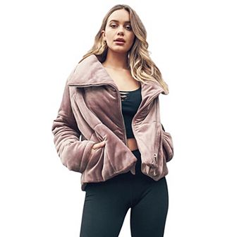 Women's Oversized Zip-Up Plush Jacket with Wide Collar and Pockets