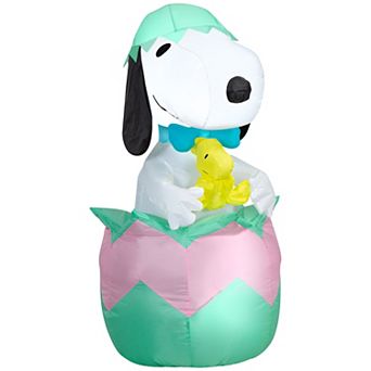 Gemmy Inflatable Snoopy with Woodstock in Easter Egg Outdoor Decor 4-foot