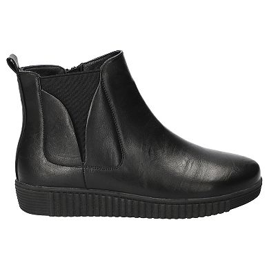 Easy Street Wyatt Women's Comfort Chelsea Boots