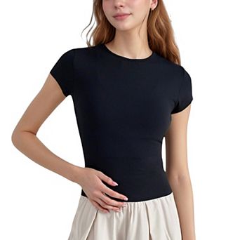 Women's Short Sleeve Fitted Crew Neck Top with Stretch Fabric for Comfortable Everyday Look