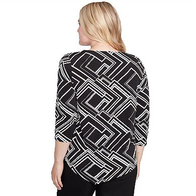 Petite Alfred Dunner Geometric Textured Top with Necklace
