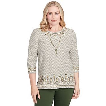 Petite Alfred Dunner Textured Medallion Bordered Top with Necklace