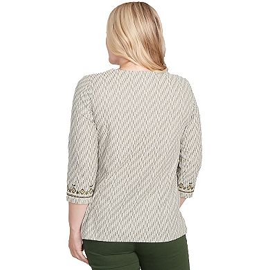 Petite Alfred Dunner Textured Medallion Bordered Top with Necklace