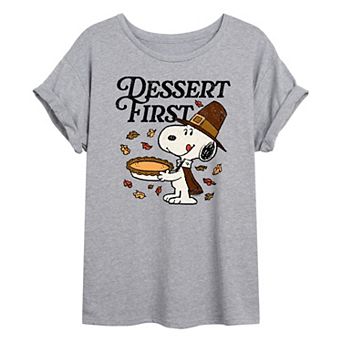 Juniors' Peanuts Thanksgiving Dessert Time Snoopy Oversized Tee