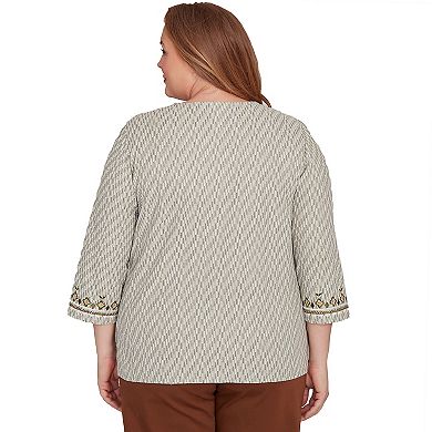 Plus Size Alfred Dunner Textured Medallion Bordered Top with Necklace