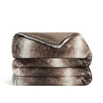 Aston & Arden Bronze Moon Poly Faux Fur Throw 50x70 Brown Ombre