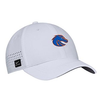 Men's Nike White Boise State Broncos 2025 On-Field Performance Flex Hat