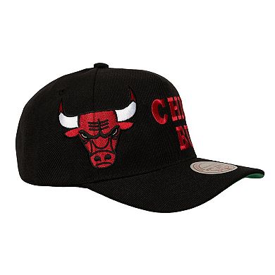 Men's Mitchell & Ness Black Chicago Bulls Busted Logo Wordmark Wrap-Around Pro Pinch Adjustable Hat
