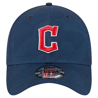 Men's New Era Navy Cleveland Guardians Tonal Camo 39THIRTY Flex Hat