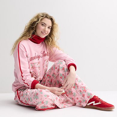 Juniors' Strawberry Shortcake Graphic Fleece Pullover