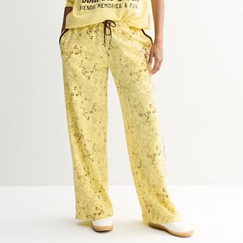 Juniors' Disney's Winnie the Pooh Characters Allover Print Graphic Lounge Pants