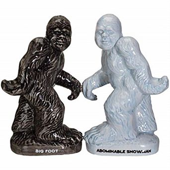 Big Foot Ceramic Magnetic Salt and Pepper Shakers Set