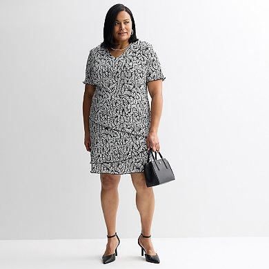 Plus Size Studio Connection Short Sleeve V-Neck Tiered Dress