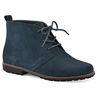 White Mountain Auburn Women's Suede Lace-Up Chukka Boots