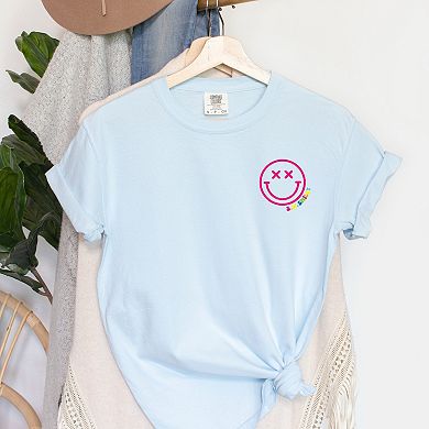 S.W.Smiley Simple Wink Bold - Women's Garment Dyed Graphic T-Shirt