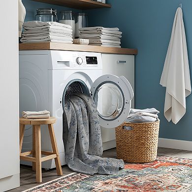 World Rug Gallery Traditional Vintage Distressed Washable Non-Slip Rug