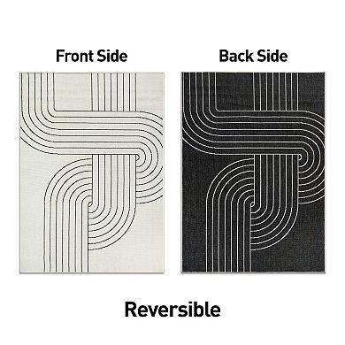 World Rug Gallery Modern Abstract Lines Weather Resistant Reversible Rug