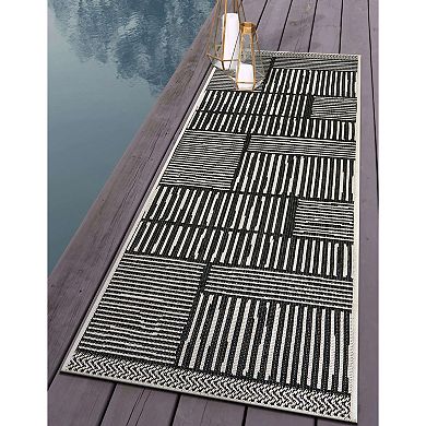 World Rug Gallery Contemporary Stripe Weather Resistant Reversible Rug
