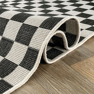 World Rug Gallery Contemporary Checkered Weather Resistant Reversible Rug