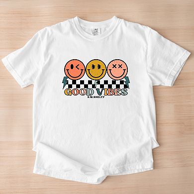 Simply Sage Market S.W.Smiley Checkered Good Vibes Smiley Face Garment Dyed Tee