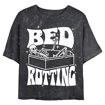 Juniors' Bed Rotting Skeleton Cropped Graphic Tee
