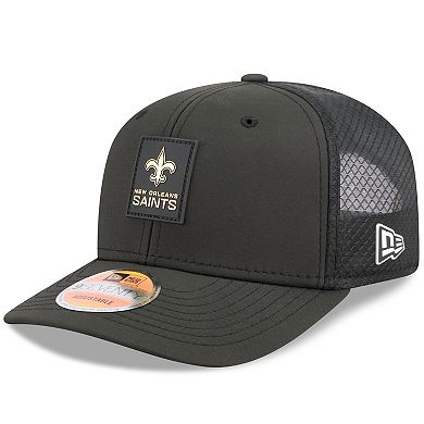 Men's New Era Black New Orleans Saints 2025 Sideline 9SEVENTY Trucker Adjustable Hat