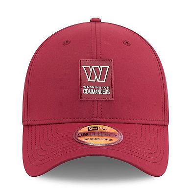 Men's New Era Burgundy Washington Commanders 2025 Sideline 39THIRTY Flex Hat