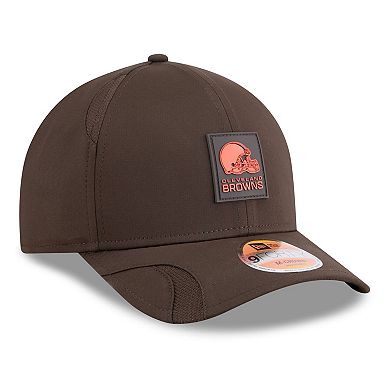 Youth New Era Brown Cleveland Browns 2025 Sideline 9FORTY Adjustable Hat