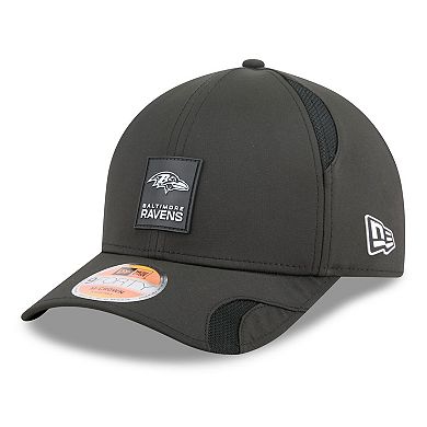 Youth New Era Black Baltimore Ravens 2025 Sideline 9FORTY Adjustable Hat